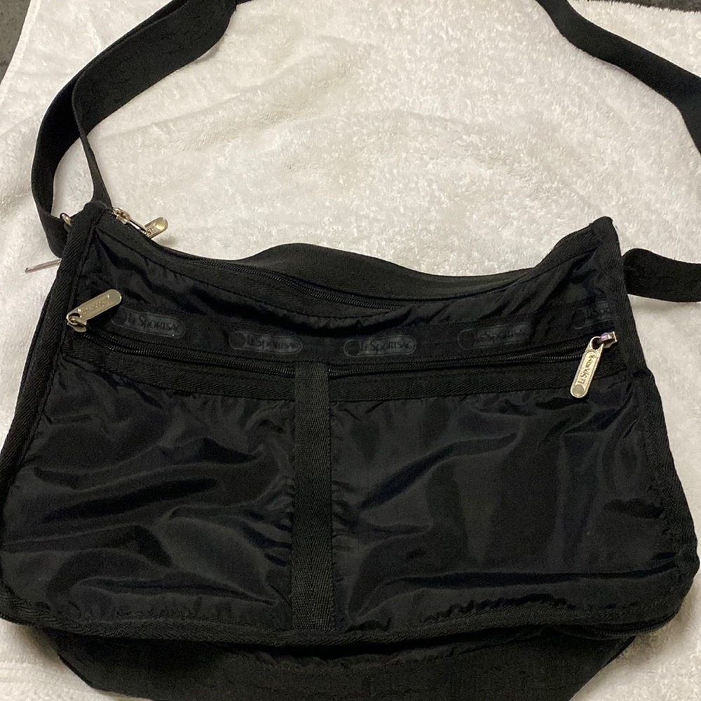 Le sportsac black everyday bag